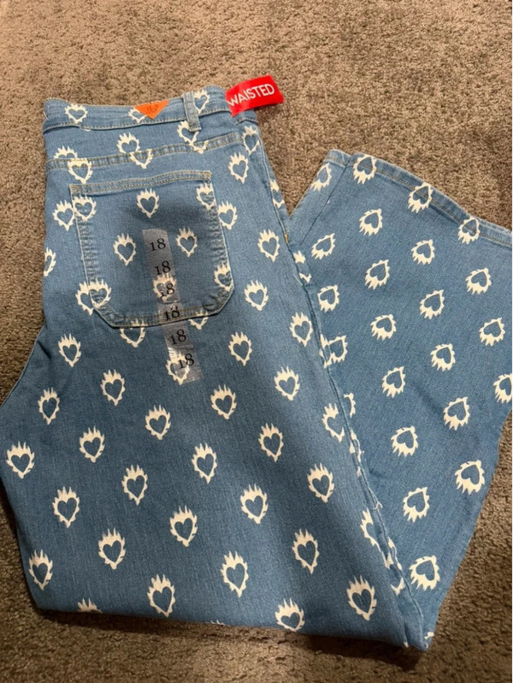 Red Bottoms Heart Print High Waisted Straight Jeans Size 18 NWT